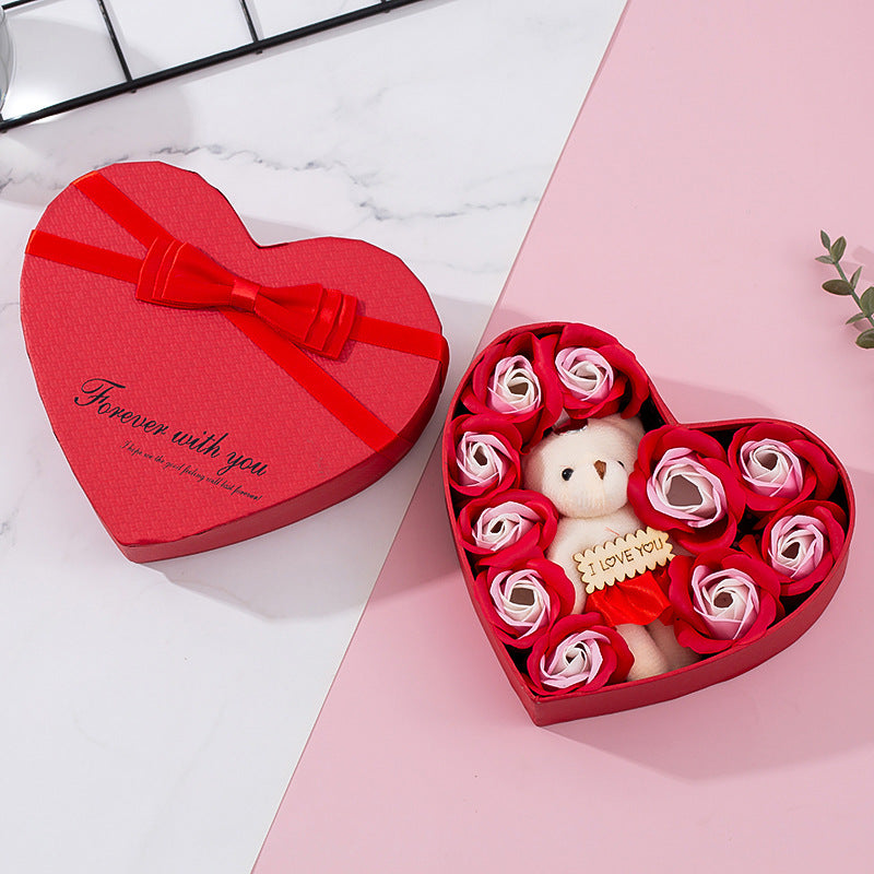 Heart-Shaped Rose Gift Box - Varixo