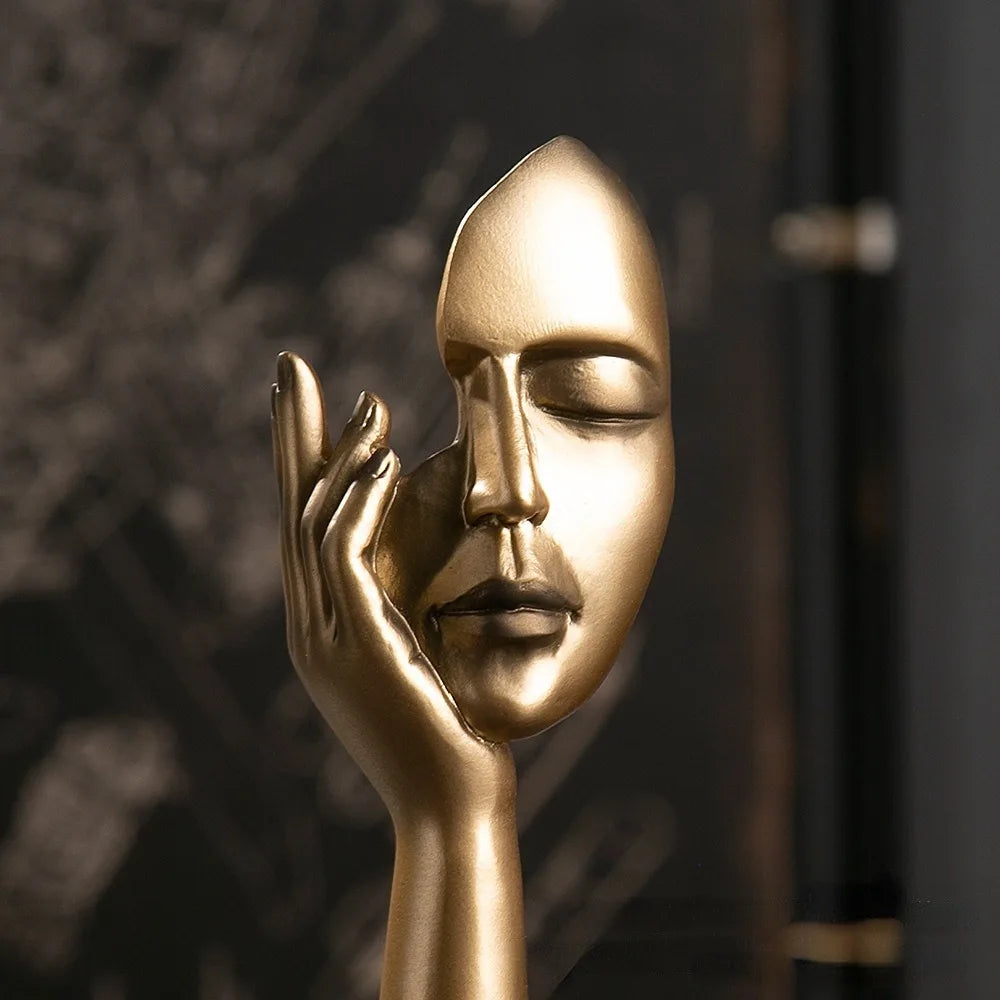 Nordic Resin Abstract Statue Desktop Ornaments Sculpture Figurines Face Character Light Luxury Art Crafts Office Home Decor